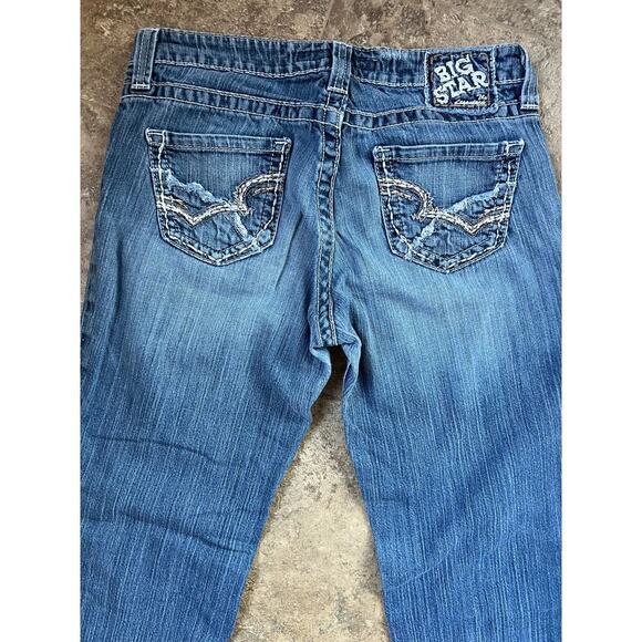 Big Star MADDIE, MID RISE FIT, denim jeans, Women's size 28R - Picture 5 of 7